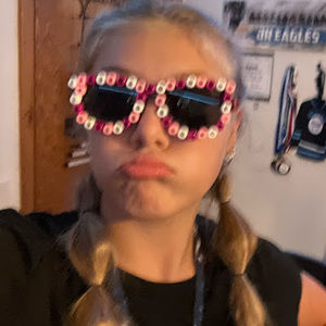 Meet your Posher, Alayna